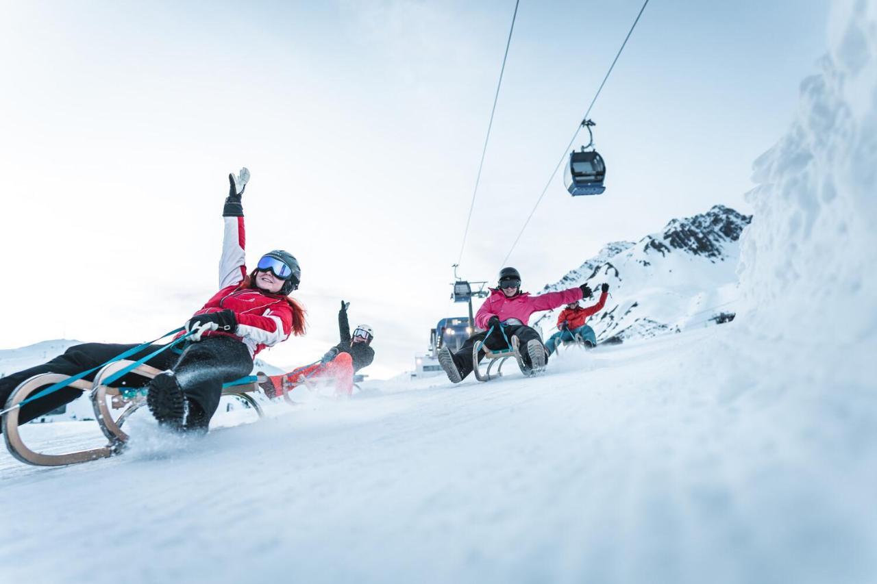 Quality Hosts Arlberg - Afoch Fei - Das Landhaus St Anton am Arlberg Eksteriør billede