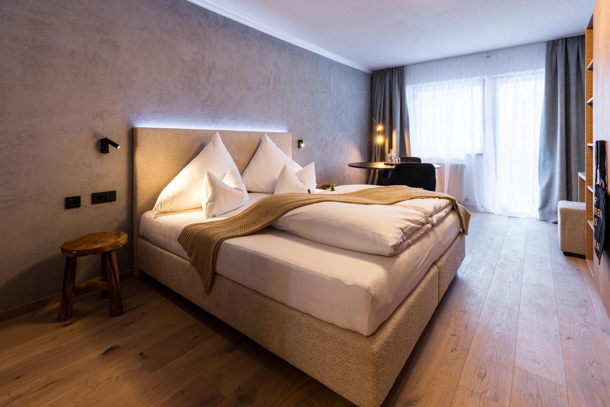Quality Hosts Arlberg - Afoch Fei - Das Landhaus St Anton am Arlberg Eksteriør billede