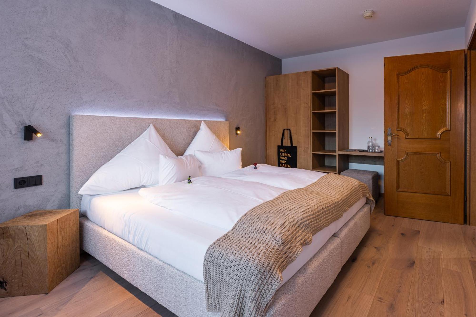 Quality Hosts Arlberg - Afoch Fei - Das Landhaus St Anton am Arlberg Eksteriør billede