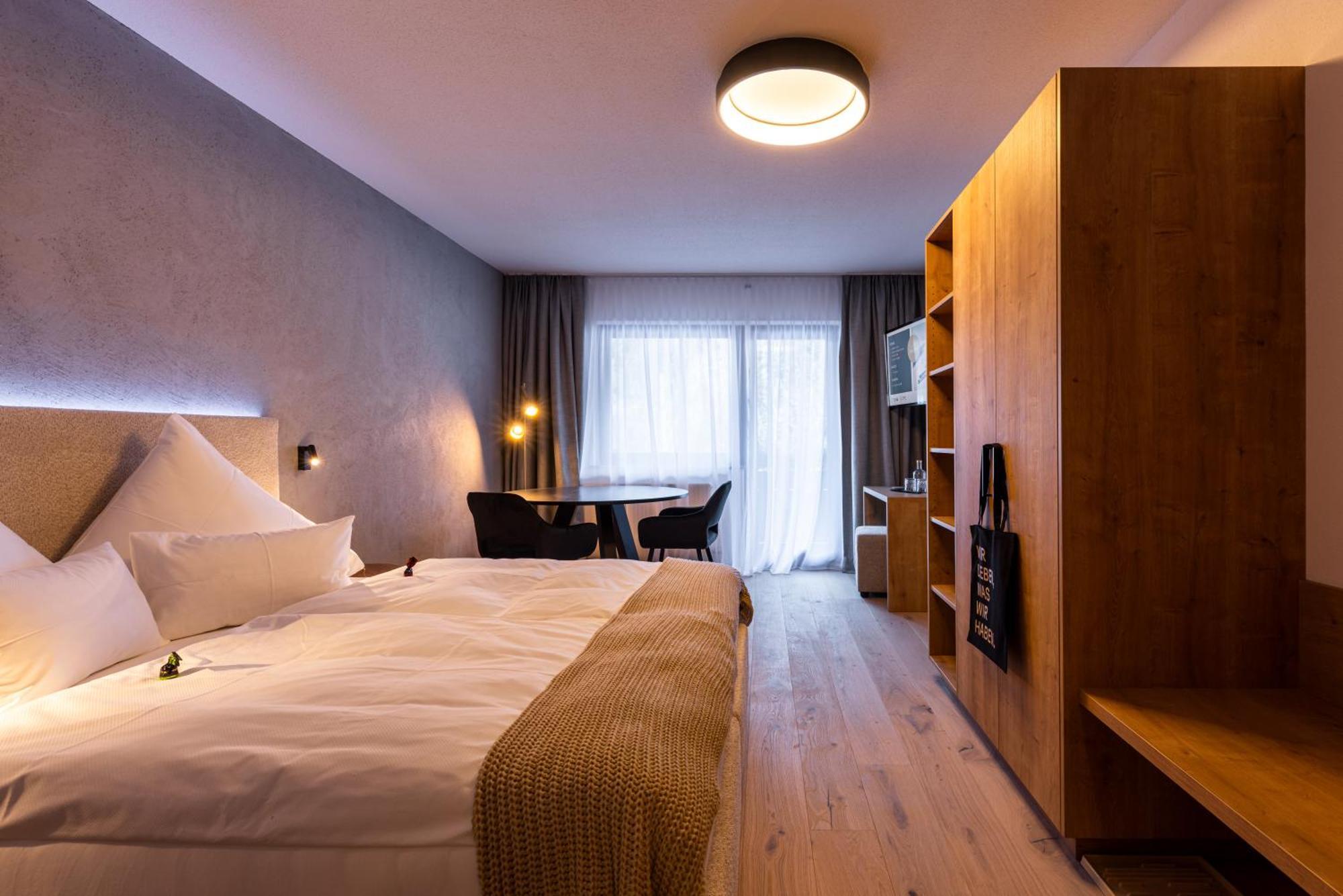 Quality Hosts Arlberg - Afoch Fei - Das Landhaus St Anton am Arlberg Eksteriør billede