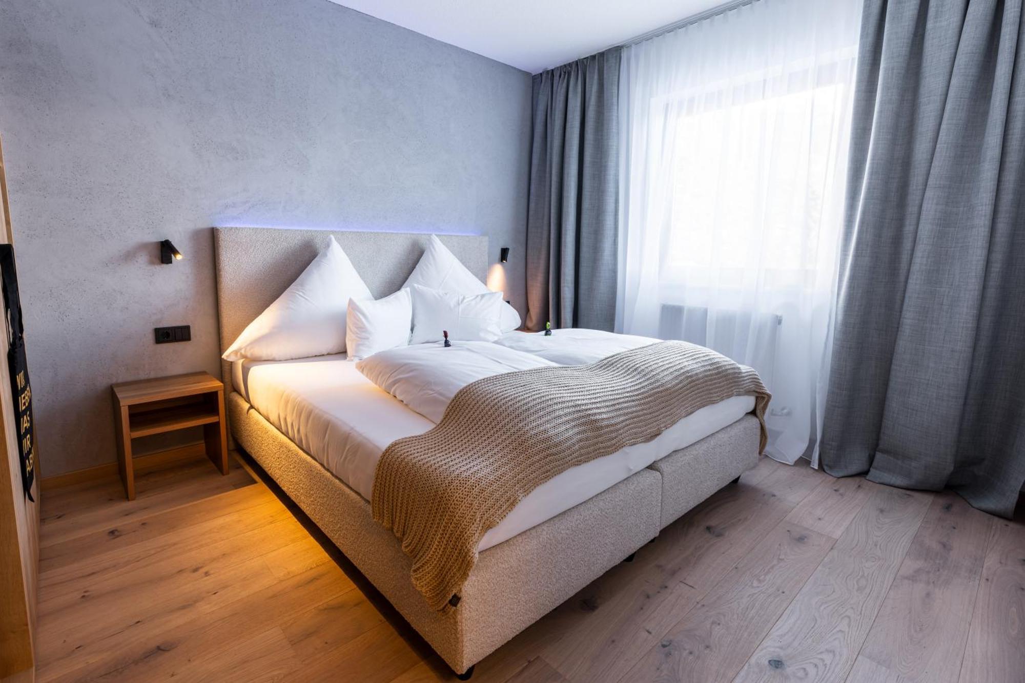 Quality Hosts Arlberg - Afoch Fei - Das Landhaus St Anton am Arlberg Eksteriør billede